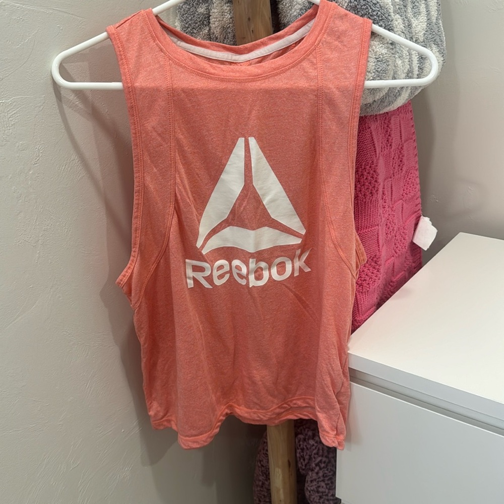 Reebok athletic tank cutout in the back